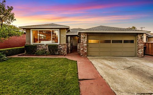1678 Carleton Ct, Redwood City, CA 94061-2603
