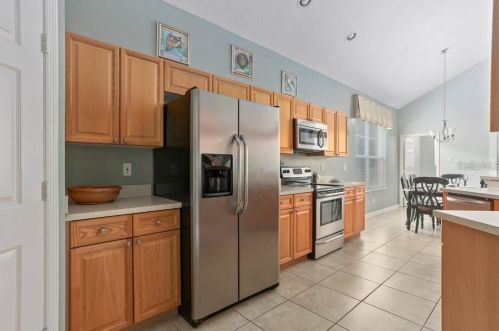 8056 King Palm Cir, Kissimmee, FL 34747-2769