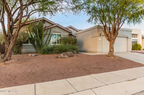 2750 Camino Hornos, Tucson, AZ 85742-9256