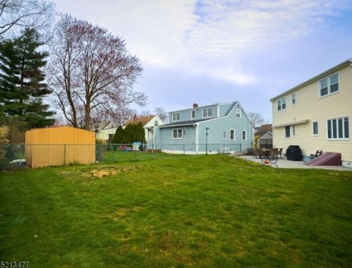 22 Fisher Pl, Clark NJ  07066-3239 exterior