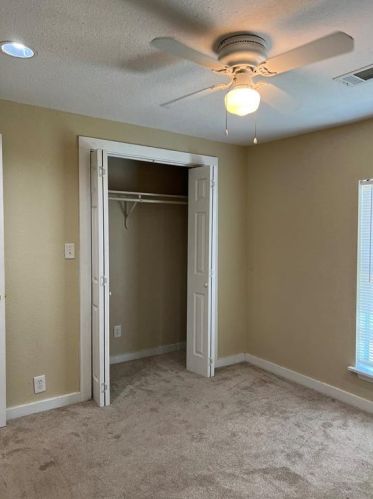 2216 59 St, Galveston TX 77551-5458 exterior