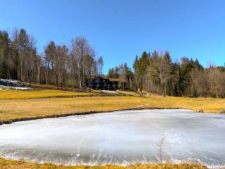 175 Clay Hill Rd, Hartland, VT 05048-9534
