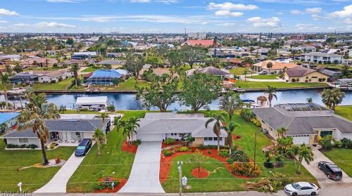 722 43rd Ter, Cape Coral, FL 33904-5551