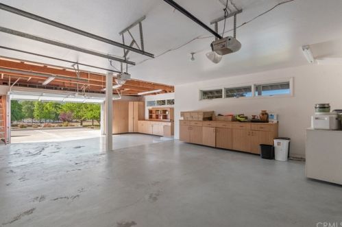 28565 Vallejo Ave, Temecula CA  92592-2316 exterior