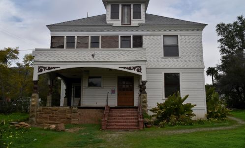 1734 Anacapa St, Santa Barbara, CA 93101-1002