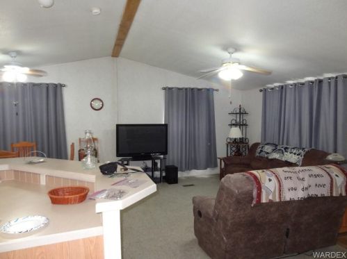 310 Santa Cruz Ave, Bullhead City, AZ 86442-5258
