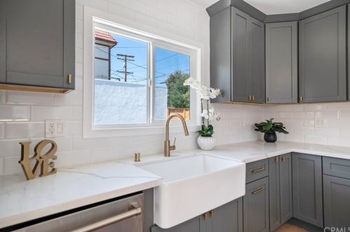 809 Harvard St, Glendale CA  91205-1208 exterior