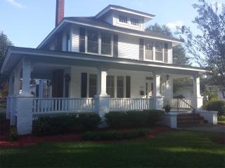 700 Raleigh St, Elizabeth City NC  27909-5434 exterior