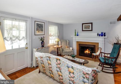 251 Bancroft Rd, Kennett Sq PA  19348-2292 exterior