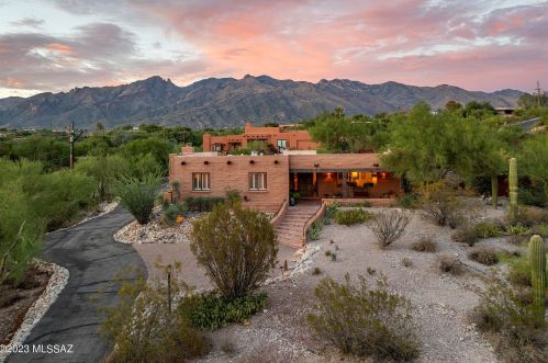 4730 La Rueda, Tucson, AZ 85718-6124
