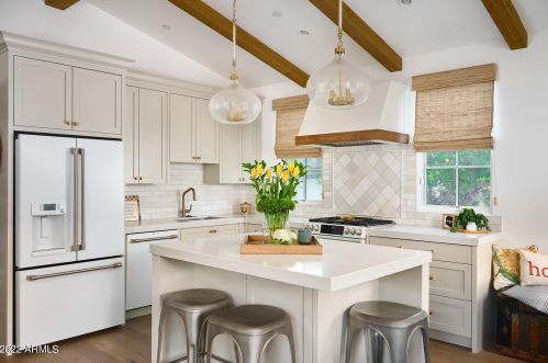 4401 61 St, Scottsdale AZ 85254-1914 exterior