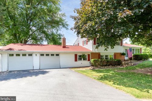 700 Edison Rd, Water Gap, PA 17018-9623