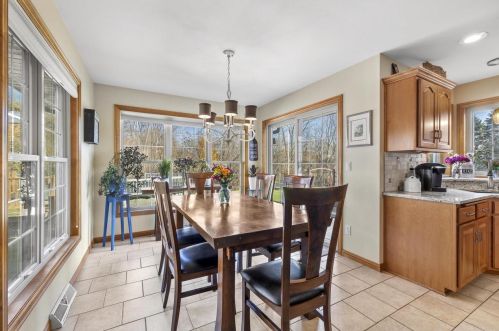 2922 Copper Mountain Ct, Green Bay WI  54313-3207 exterior