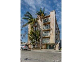 733 Ogden Dr, Los Angeles CA  90046-7305 exterior