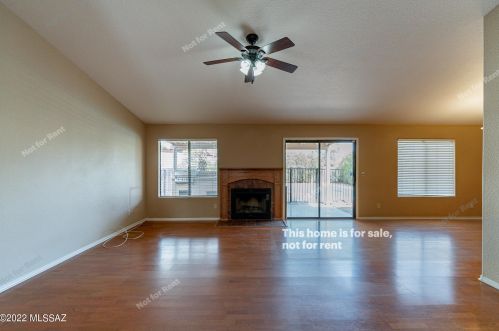 9336 Lochnay Ln, Tucson, AZ 85747-9278