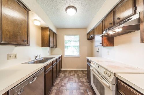 1900 Tremont Ct, Richmond TX  77471-5118 exterior