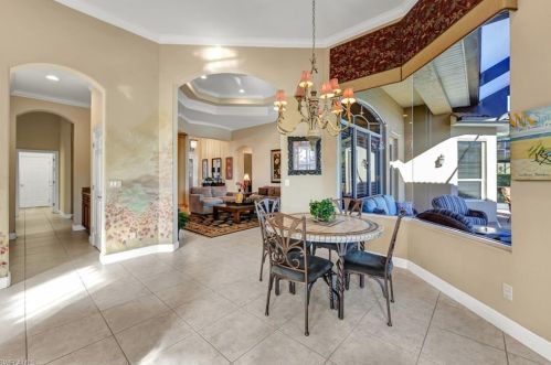 5027 Cerromar Dr, Naples FL  34112-7922 exterior