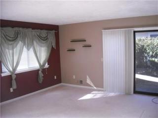648 Eastbrooke Ln, Rochester, NY 14618-5231