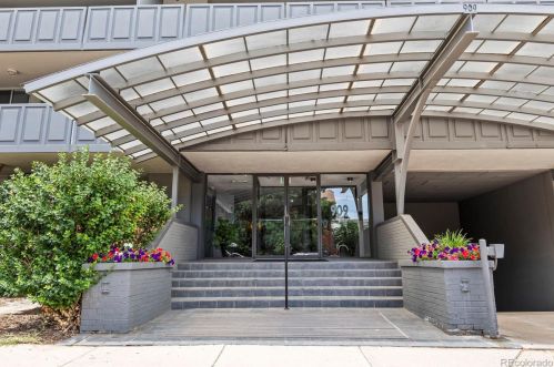 909 Logan St, Denver CO 80203-3008 exterior