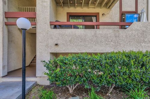 18145 American Beauty Dr, Santa Clarita CA  91387-2921 exterior