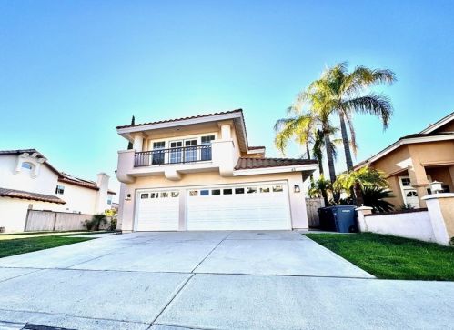 45 Corte Madera, Lake Elsinore, CA 92532-0200