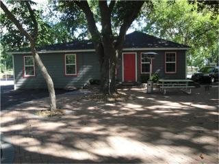 9863 River Ranch East Ln, Sealy, TX 77474-3558