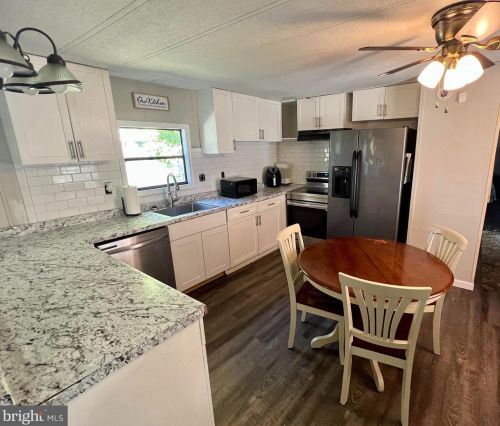 31679 Maple Ct, Lewes, DE 19958-2048