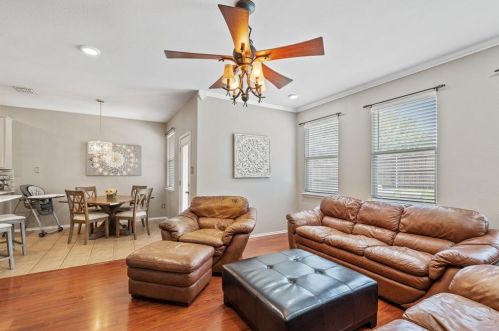 6001 Sun Ray Dr, Denton TX  76208-6823 exterior