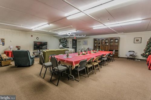 124 Brandon Rd, Norristown PA  19403-3394 exterior