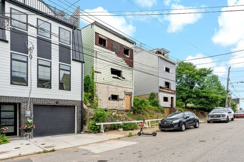 5306 Duncan St, Pittsburgh, PA 15201-2408