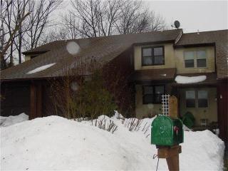 338 Parkside Dr, Macungie PA  18062-1010 exterior