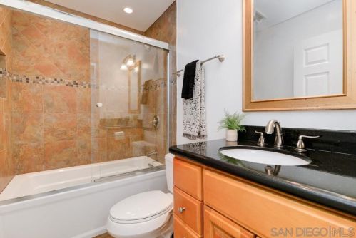 7767 Acama St, San Diego CA 92126-1106 exterior