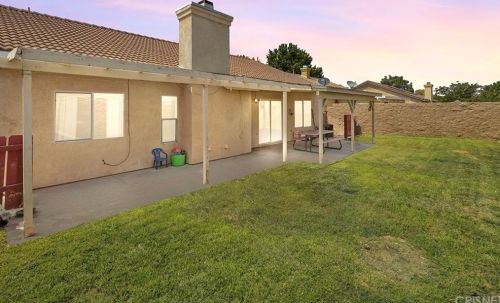 1708 Holguin St, Lancaster, CA 93534-5165