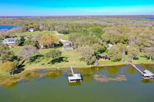 250 Brigham Rd, Winter Haven, FL 33881-9627