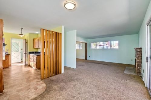 4542 Mt Frissell Dr, San Diego CA 92117-4811 exterior