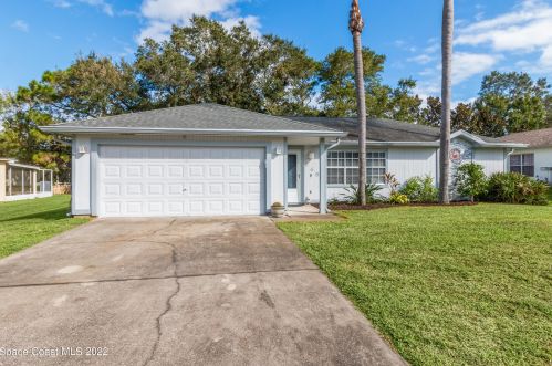 668 Forster Ave, Sebastian FL  32958-4828 exterior