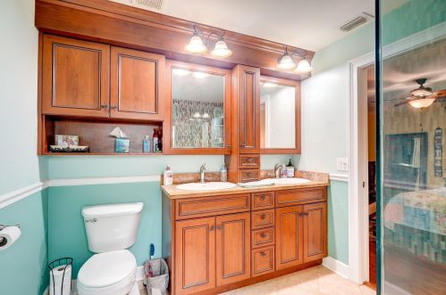 2666 10th Ave, Vero Beach FL  32960-5052 exterior