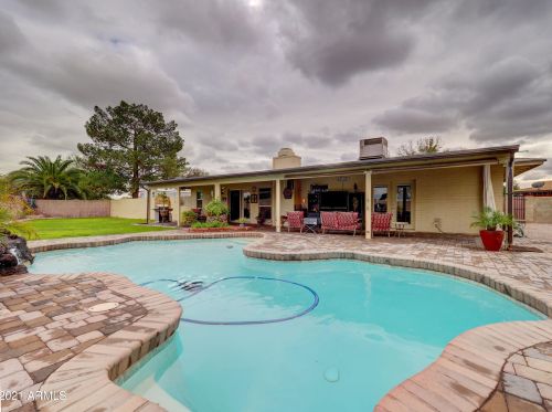 16434 52nd Ave, Glendale, AZ 85306-1901
