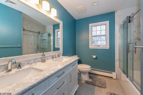 9 Memory Ln, Dover NJ  07869-4205 exterior