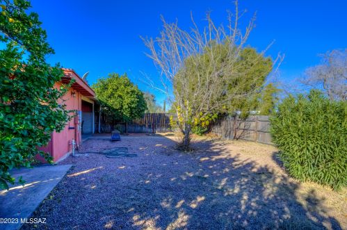 6783 Hawk Dr, Tucson AZ 85730-3247 exterior