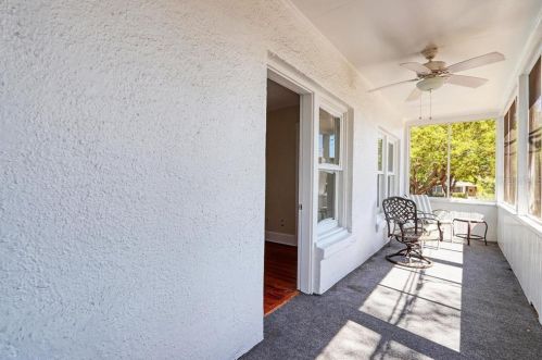 920 16 Ave, Saint Petersburg FL  33707-4113 exterior