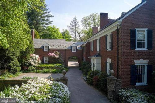 128 Ashwood Rd, Ithan, PA 19085-1502