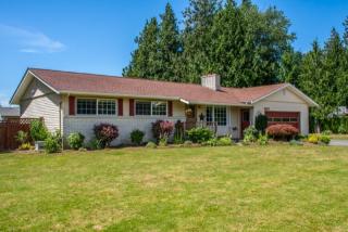8597 Bonanza Dr, Lynden, WA 98264-9385