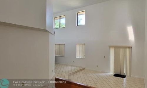 1013 112th Ter, Hollywood FL  33025-4308 exterior