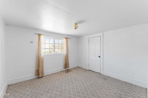 409 10th St, Santa Paula CA  93060-2123 exterior