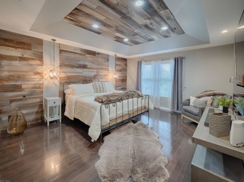 84 Ln Costa Dr, Annandale NJ  08801-1665 exterior