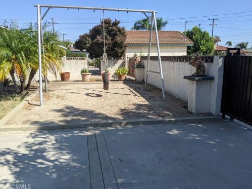 844 Woodlawn St, Ontario, CA 91761-4415