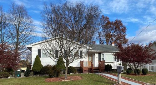 5 Wayne Pl, Middletown, NY 10940-2922