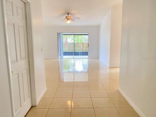24840 Silversmith Dr, Lutz, FL 33559-3320