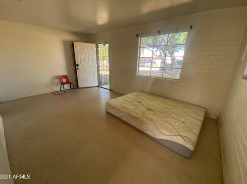 4832 37th Ave, Phoenix AZ  85041-2632 exterior